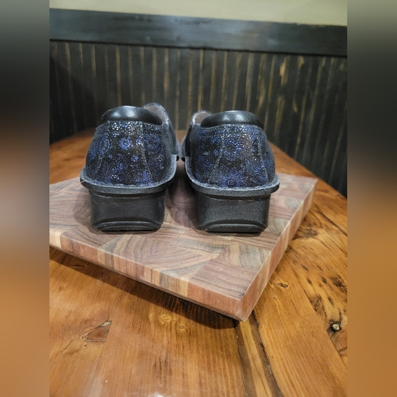 Alegria Debra clog blue/black sparkle size 9 - Picture 6 of 9